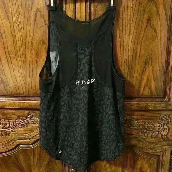 Lululemon run/sup tank top size 6/8 - Picture 4 of 6